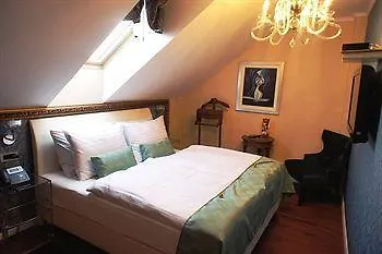 Hotel Actum Kranj 4*,